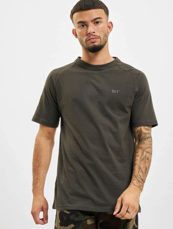 DEF Olive Kai T-shirt