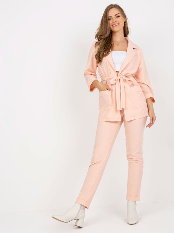 Fashionhunters Peach elegant set with tied belt