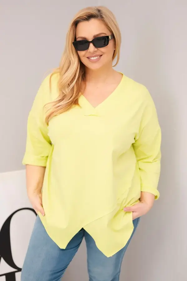 Kesi Włoski Plus size bluza s V-izrezom i asimetričnim rubom