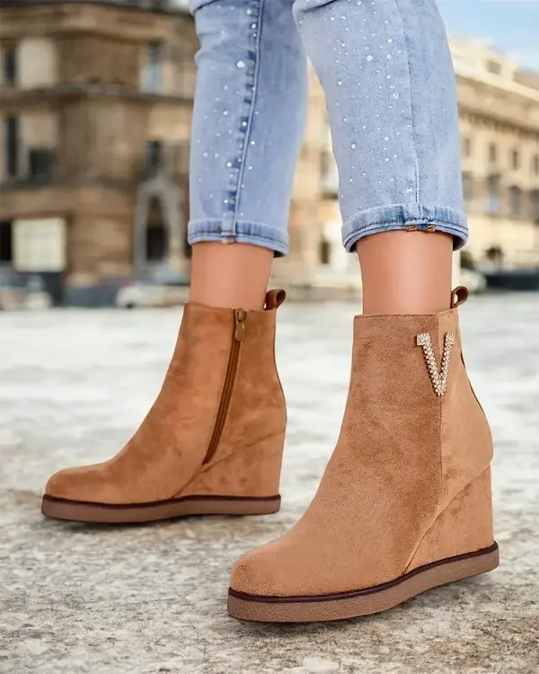 Resti Resti Nerias women's boots on heels