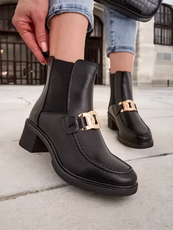 Resti Resti Women's ankle boots on a low heel Ewios