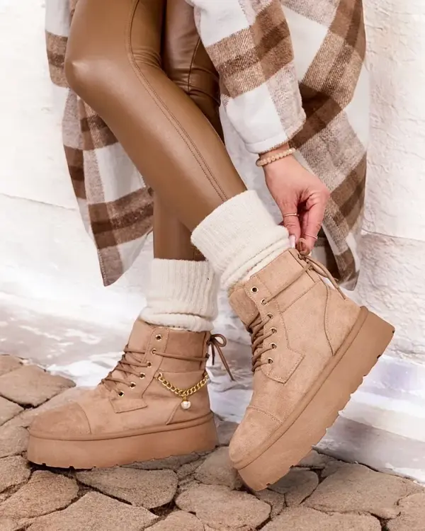 Resti Resti Women's lace-up Woruces boots