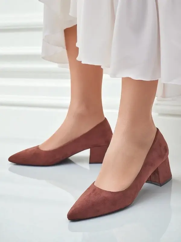 Resti Resti Women's low-heeled pumps Agas