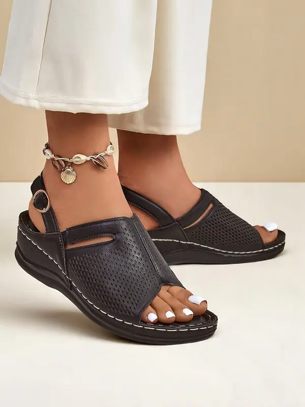 Resti Resti Women's Low Wedge Sandals Mira