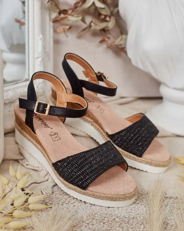 Resti Resti Women's Osil Anchor Sandals