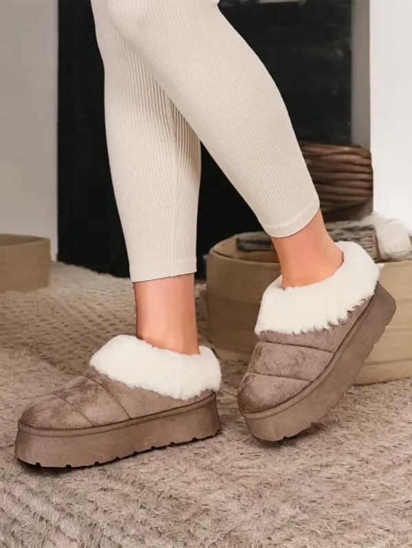 Resti Resti Women's short boots in the style of snow boots Eliozi