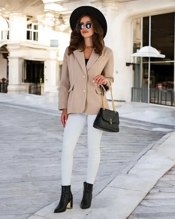 Resti Resti Women's Short Coat