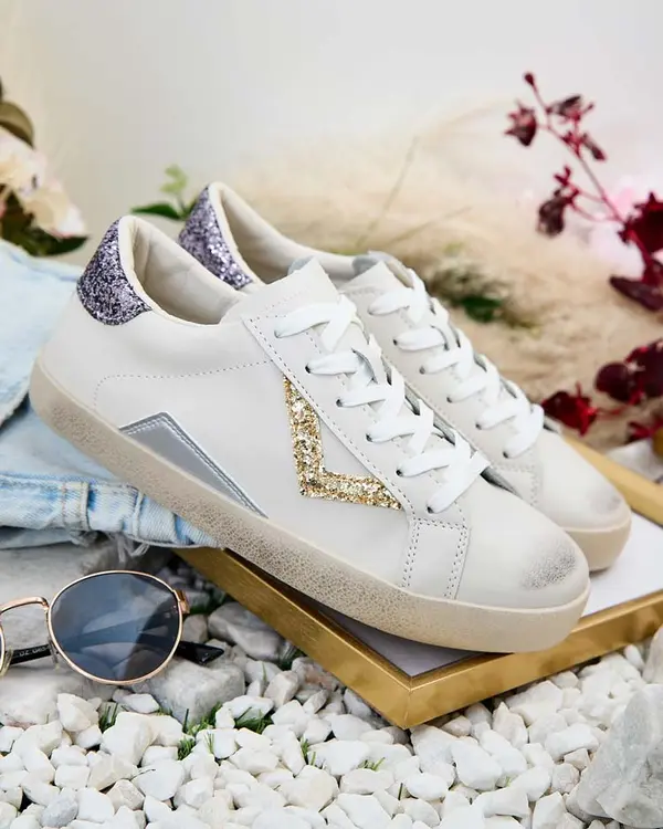 Resti Resti Women's sporty sneakers with embellishments Ginn