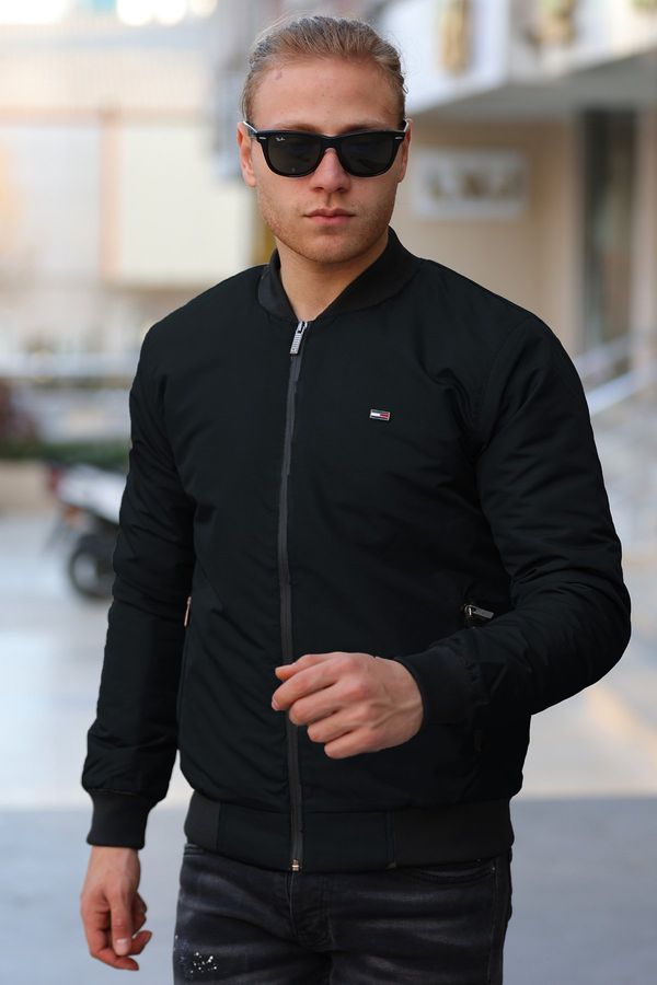 River Club River Club Muški crni vodootporni i vjetrootporni kaput s ovratnikom.