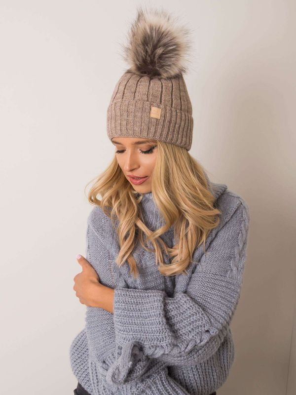 Fashionhunters RUE PARIS Dark beige winter beanie