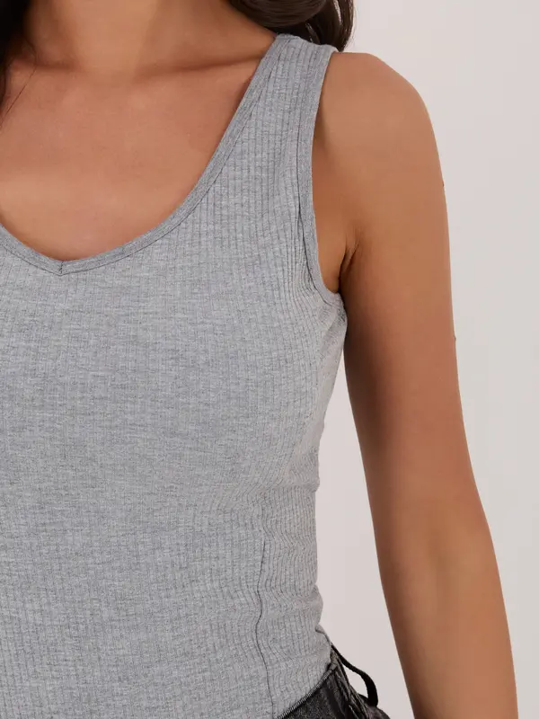 RUE PARIS Sivi melange top s V-izrezom