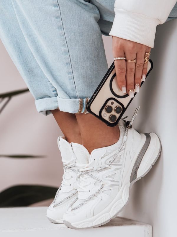 DStreet Sportowe sneakersy damskie na płaskiej podeszwie LUXORUNS białe Dstreet