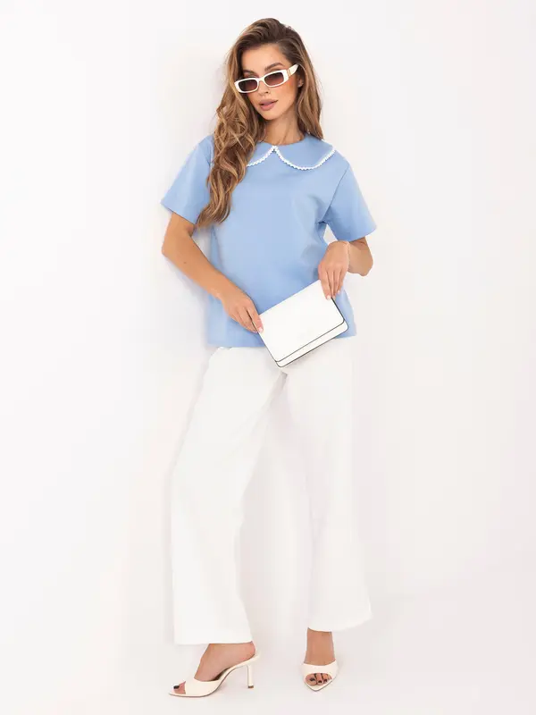 Italy Moda Svijetloplava bluza s kratkim rukavima
