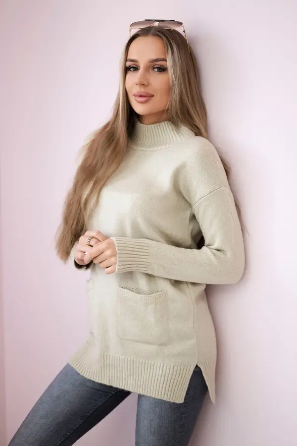 Kesi Sweater with stand-up collar beige