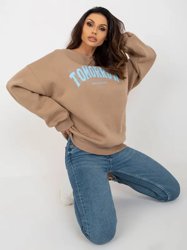 My Red Lips Sweatshirt-EM-BL-617-7.27-dark beige