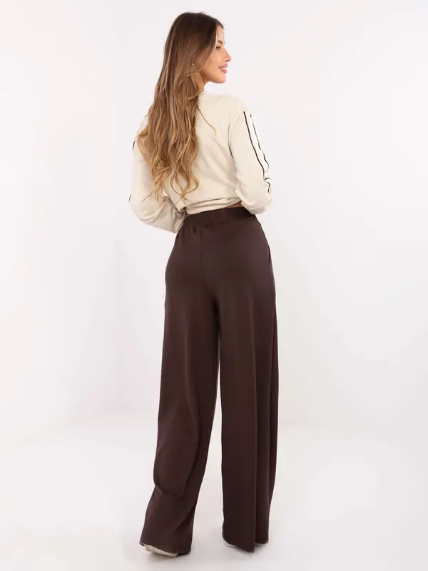 RELEVANCE Tamnosmeđe trenirke