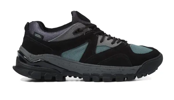 Vans Tenisice Vans AMZN Trailhead crne