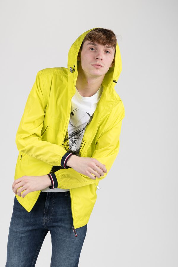 Tommy Hilfiger Tommy Hilfiger Jacket - LIGHT WEIGHT HOODED JACKET yellow