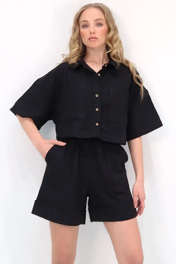 Trend Alaçatı Stili Trend Alaçatı Stili Woman's Black Double Pocket Shirt and Shorts Linen Set