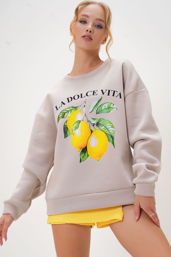 Trend Alaçatı Stili Trend Alaçatı Stili Women's Beige Crew Neck Front Printed Raised Sweatshirt