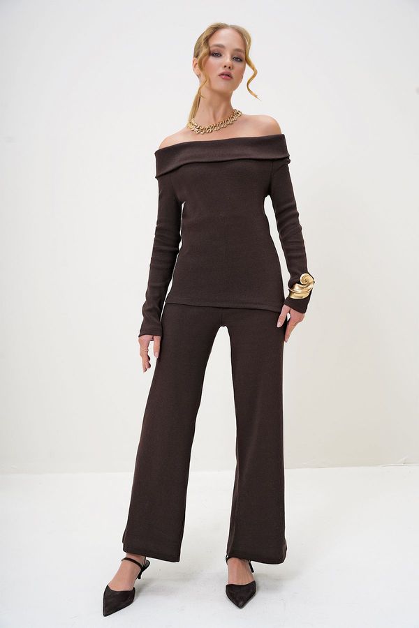 Trend Alaçatı Stili Trend Alaçatı Stili Women's Brown Madonna Collar Camisole Blouse and Trouser Set