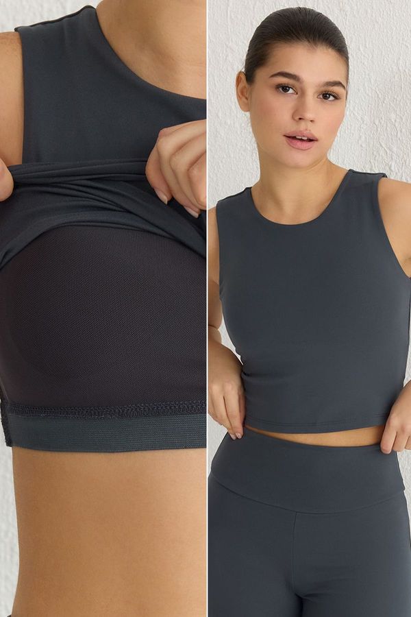 Trendyol Trendyol Anthracite Brushed Scuba Standard Blouse