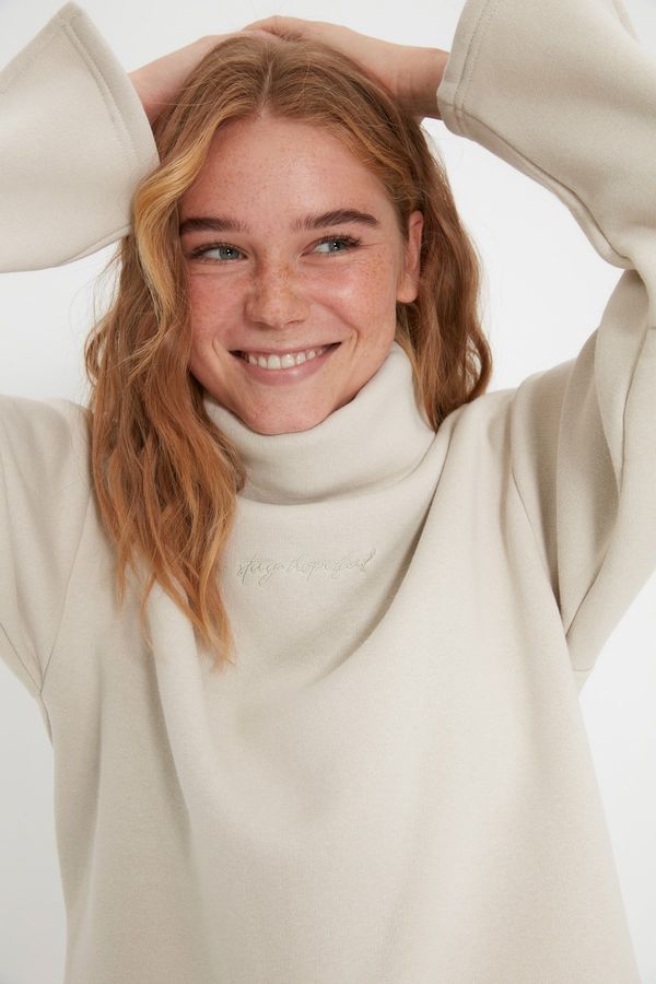 Trendyol Trendyol Beige Thick Knitted Sweatshirt with Fleece Inside