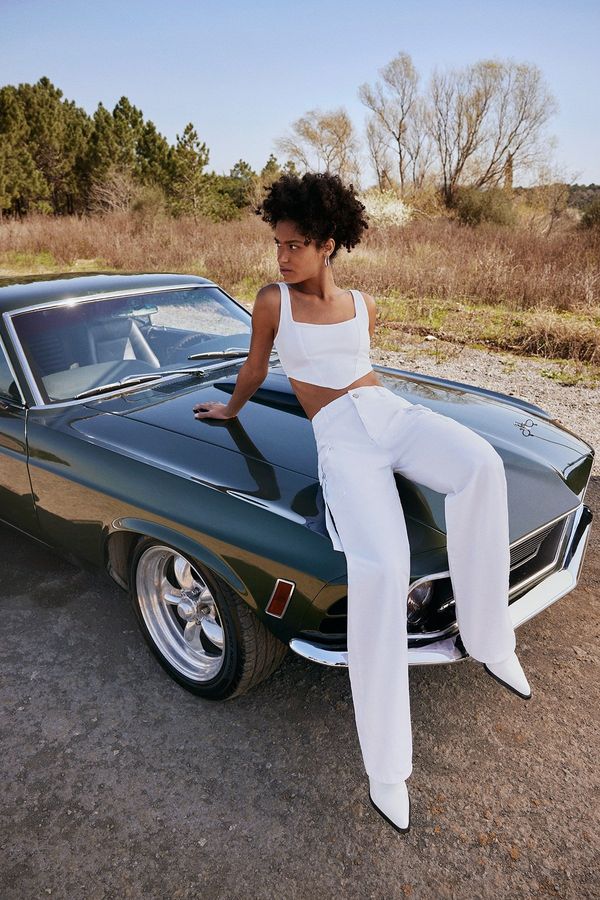 Trendyol Trendyol bijele traperice širokih nogavica visokog struka