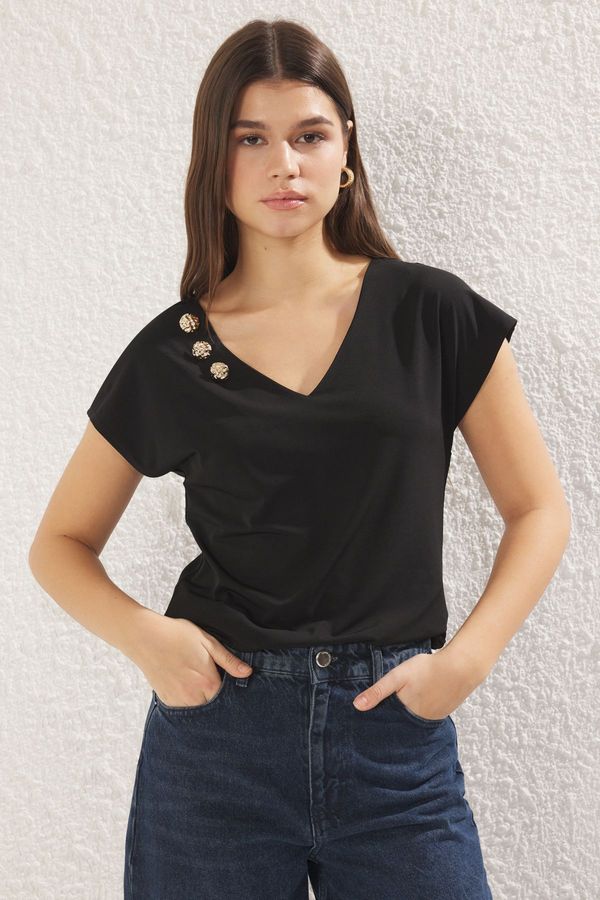 Trendyol Trendyol Black Button Detail Regular V Neck Moon Sleeve Knitted Blouse