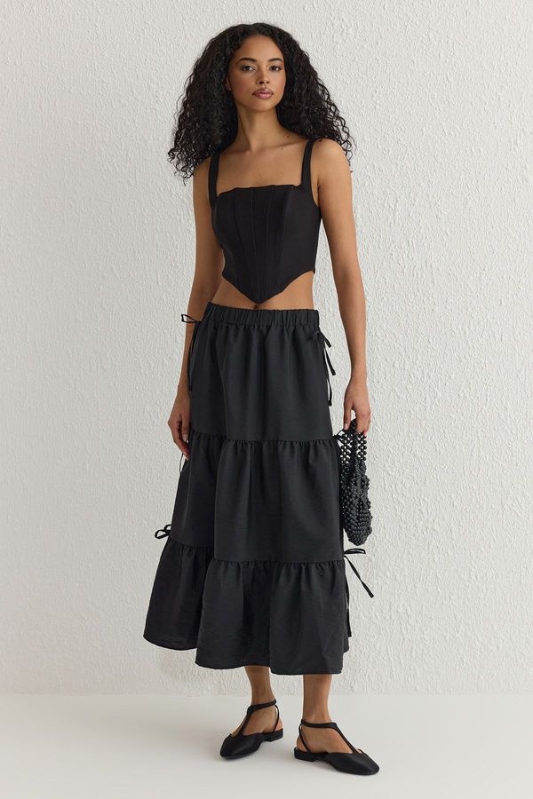 Trendyol Trendyol Black Parachute Fabric Ribbon Detail A-line Maxi Length Woven Skirt