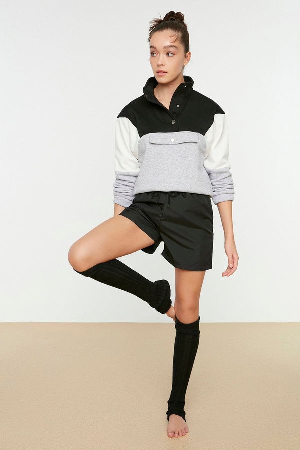 Trendyol Trendyol Black Parachute Fabric Sports Shorts