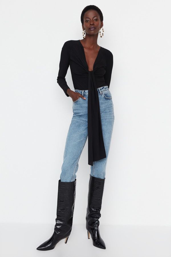 Trendyol Trendyol Black V-Neck Knit Body