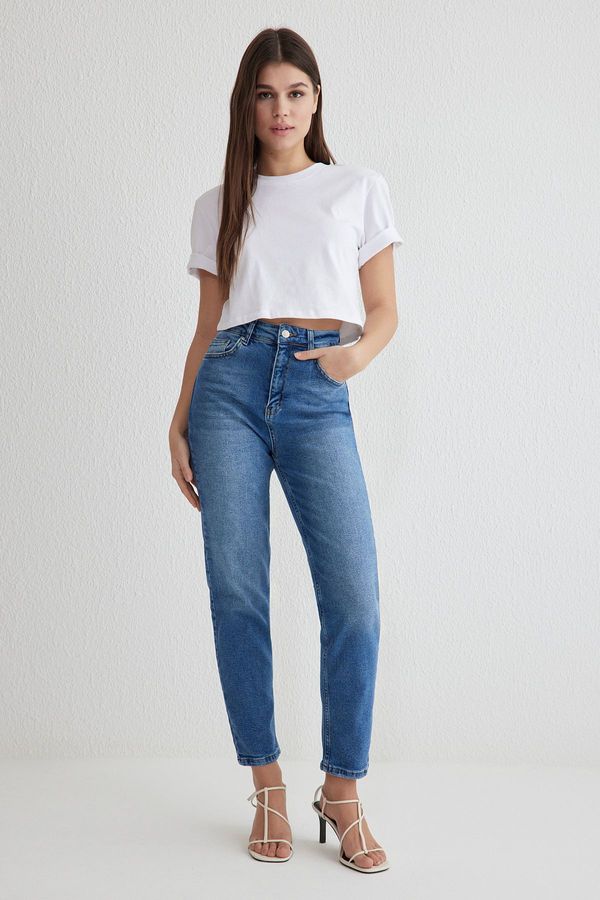 Trendyol Trendyol Blue High Waist Comfort Mom Jeans