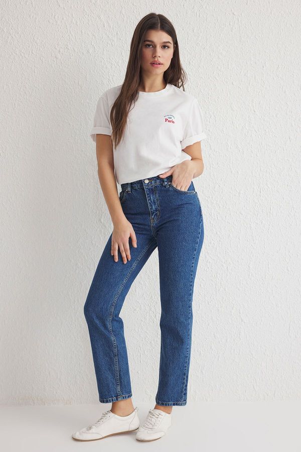 Trendyol Trendyol Blue Normal Waist Straight Jeans