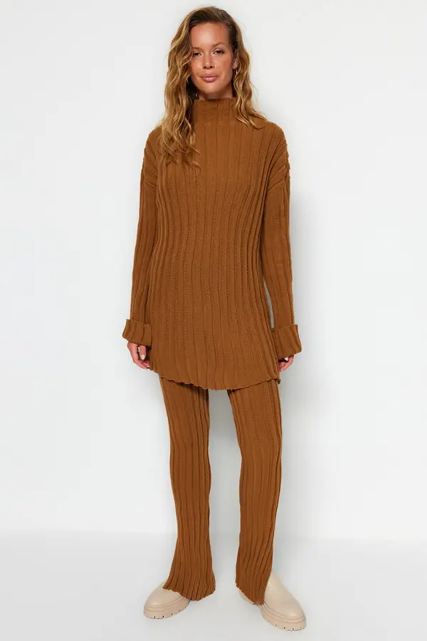 Trendyol Trendyol Brown Corduroy Trousers Slit Detailed Knitwear Bottom-Top Set