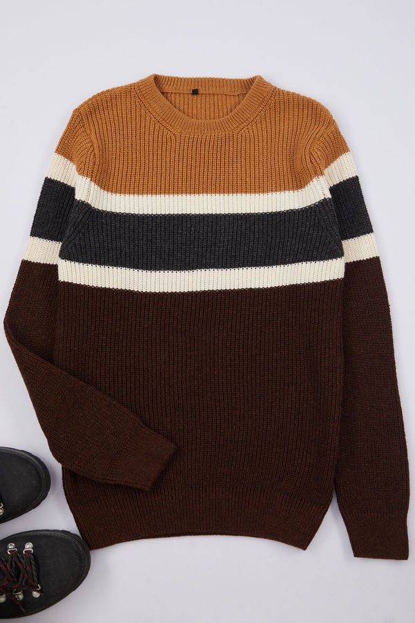 Trendyol Trendyol Camel Men's Slim Fit Crew Neck Panelled Knitwear Sweater