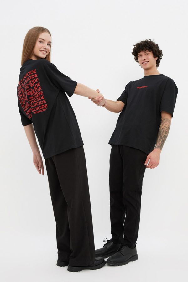 Trendyol Trendyol crni Unisex opušten/udoban kroj, tekst tiskan 100% pamučna majica
