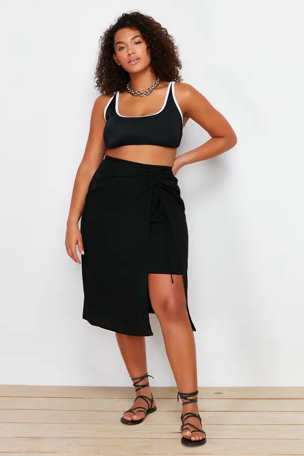 Trendyol Trendyol Curve Black Slit Detailed Viscose Beachwear Woven Pareo