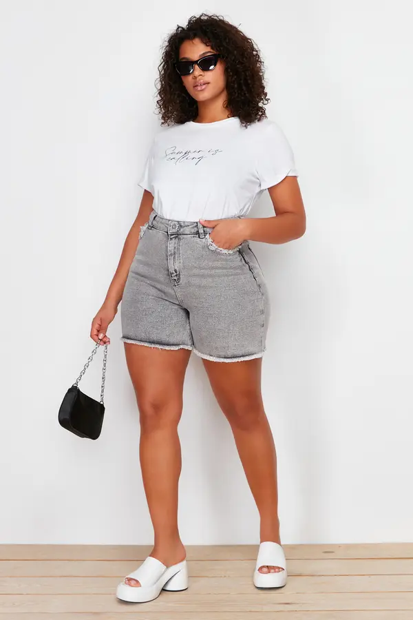 Trendyol Trendyol Curve Gray Pocket and Leg Tassel Detail Mini Denim Shorts