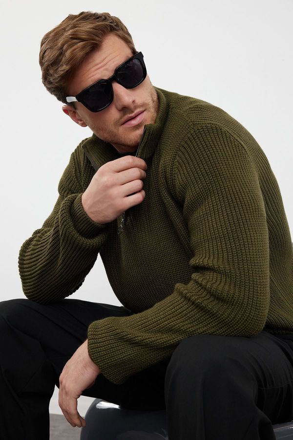 Trendyol Trendyol Khaki FL Regular Half Turtleneck Plain Knitwear Sweater