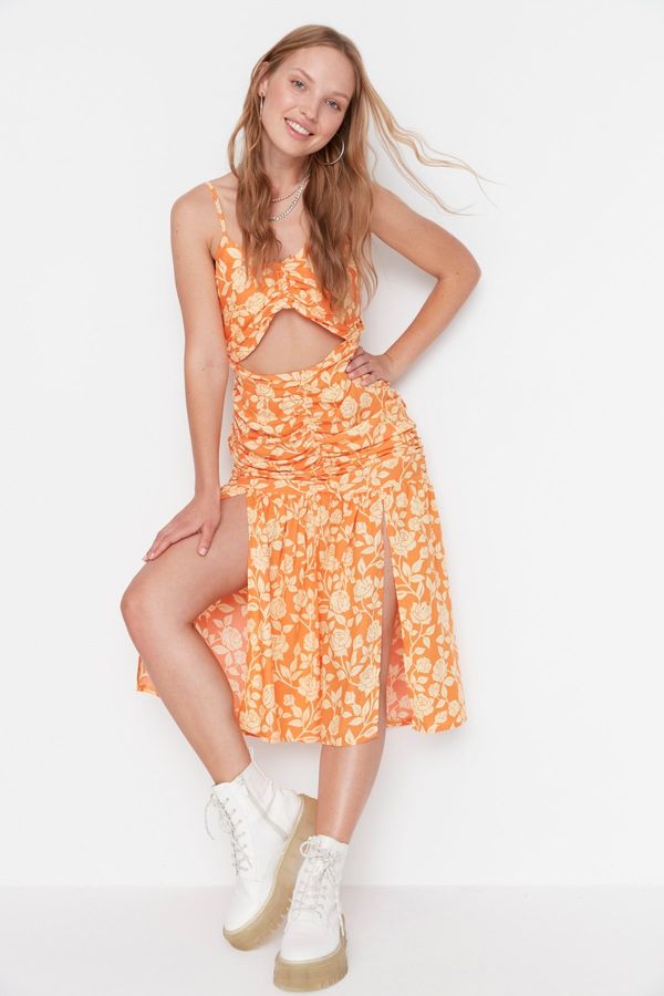 Trendyol Trendyol narančasta izrezana detaljna tkana haljina