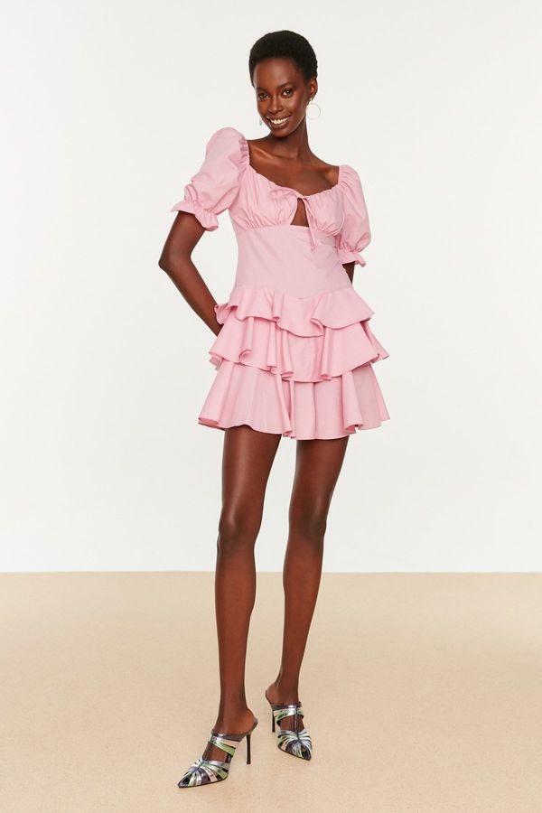 Trendyol Trendyol Powder Ruffle Detaljna Poplin haljina