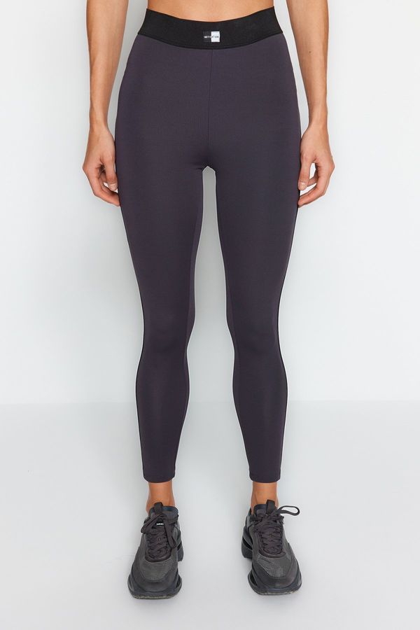 Trendyol Trendyol tamni antracit gura sportske tajice pune duljine s naljepnicom za konturiranje i elastičnim detaljima