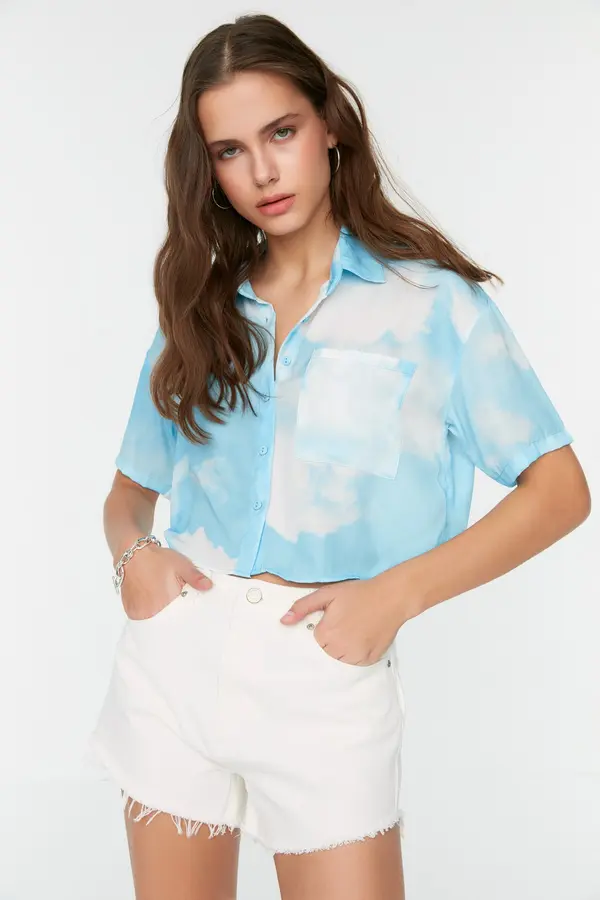Trendyol Trendyol White Denim Shorts with Tassels Tassels