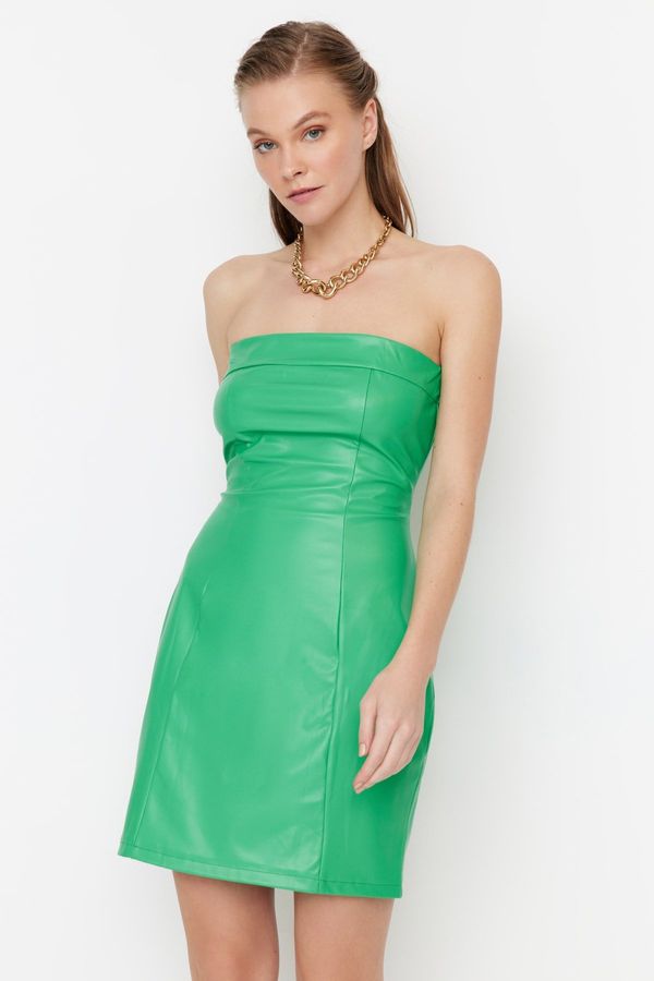 Trendyol Trendyol zelena umjetna kožna haljina bez naramenica