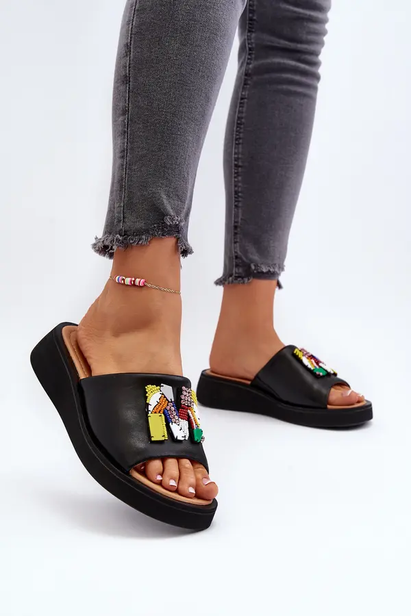 VINCEZA VINCEZA Black Women's Leather Slippers With Ornament Asames