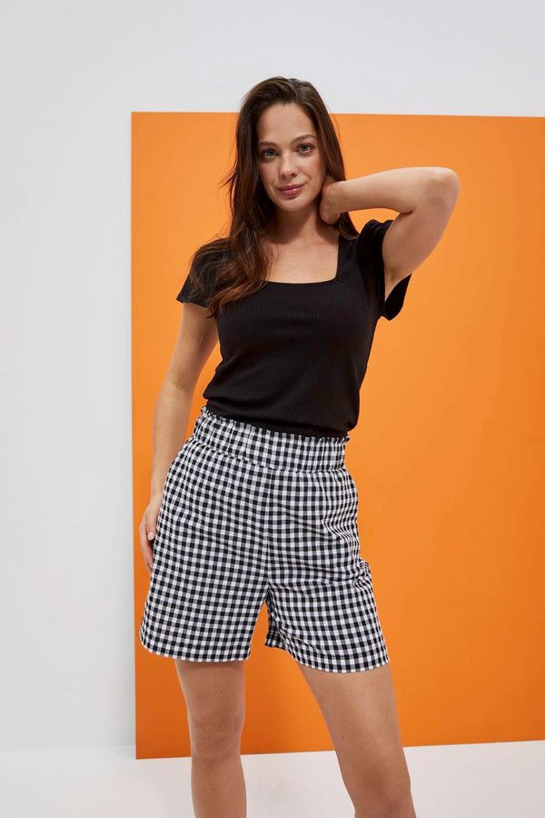 Moodo WOMAN SHORTS L-SH-4014 BÍLO_ČERNÁ