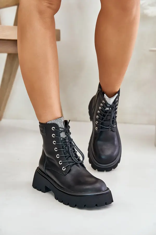 GOE Women's Insulated Leather Ankle Boots Workery with GOE Crystals Black