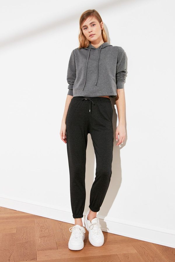 Trendyol Ženska trenirka Trendyol Basic