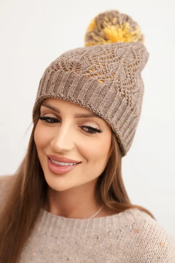 Kesi Ženska zimska kapa s pompom K467 moka